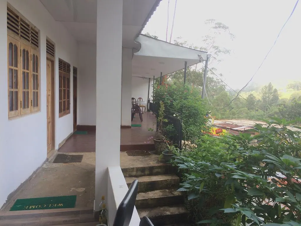 Guest house Green View Guest Inn Nallathanniya Sri Lanka